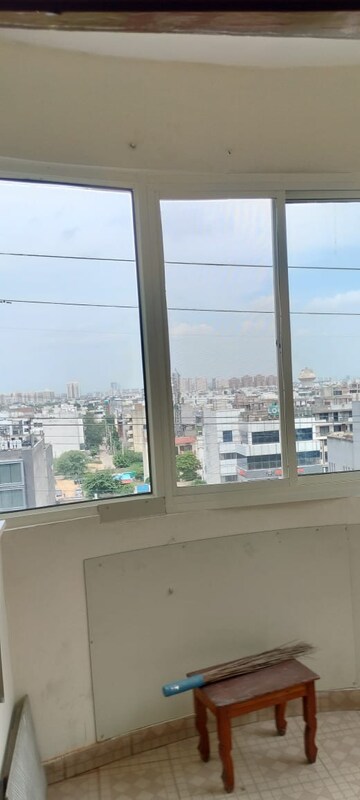 Swimming Pool in 3 BHK Apartment at Ganpati Apartments Gurgaon, Sector 56 – for Rent