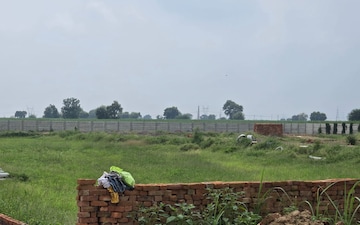 Plot For Sale in Meerut Cantt