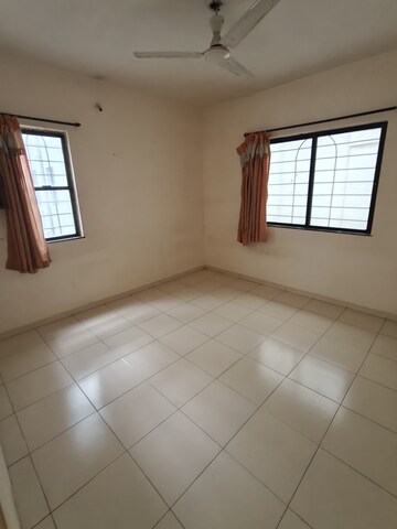 Room in 2 BHK Apartment at Pearl Palladium, Pimple Saudagar – for Sale