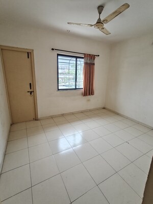 Room in 2 BHK Apartment at Pearl Palladium, Pimple Saudagar – for Sale