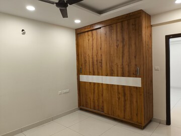 Room in 3 BHK Apartment at My Home Krishe, Financial District – for Rent