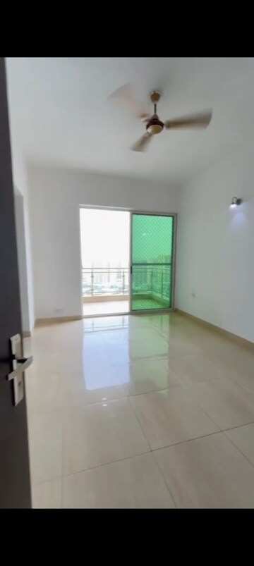 Room in 3 BHK Apartment at Gaur Saundaryam, Tech Zone 4 Greater Noida – for Sale