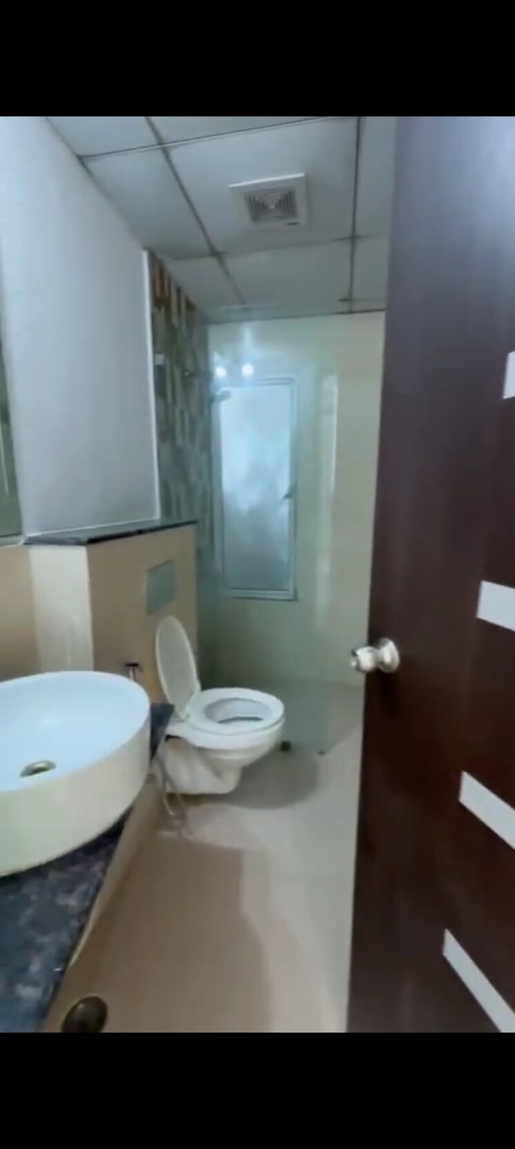 Bathroom, gaur-saundaryam 3 Bedroom 1595 Sq.Ft. Apartment In Tech Zone 4 Greater Noida Greater Noida 9083407