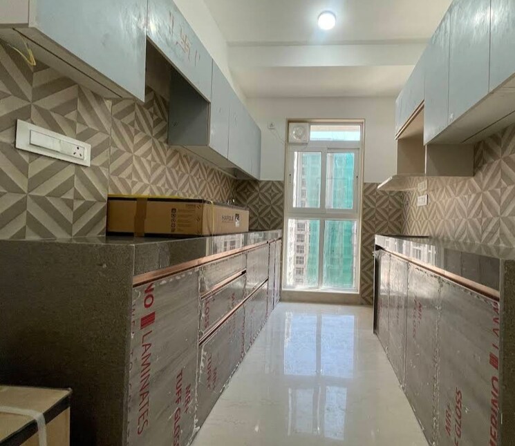 Kitchen, platinum-life 2.5 Bedroom 765 Sq.Ft. Apartment In Andheri West Mumbai 9083395