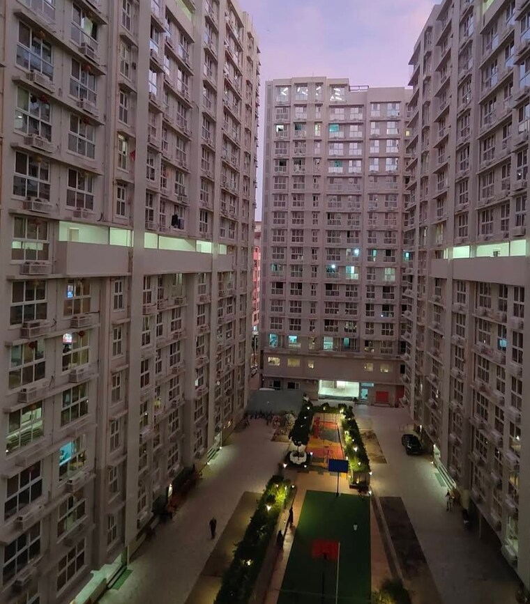 Exterior View, platinum-life 2.5 Bedroom 765 Sq.Ft. Apartment In Andheri West Mumbai 9083395