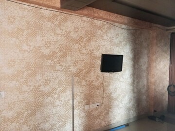 Furnished Amenities in 2 BHK Apartment at Sector 33 – for Sale