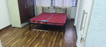 Bedroom in 2.5 BHK Apartment at Erandwane – for Rent