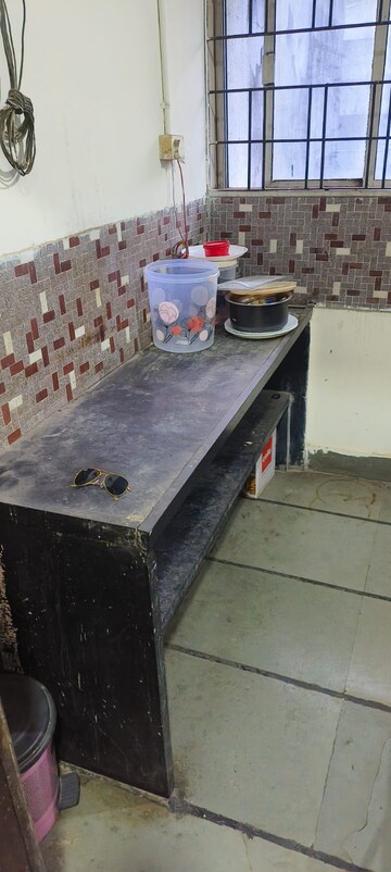 Kitchen in 2.5 BHK Apartment at Erandwane – for Rent