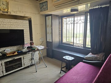 Living Room in 3 BHK Apartment at Poonam Apartments, Malad West – for Rent