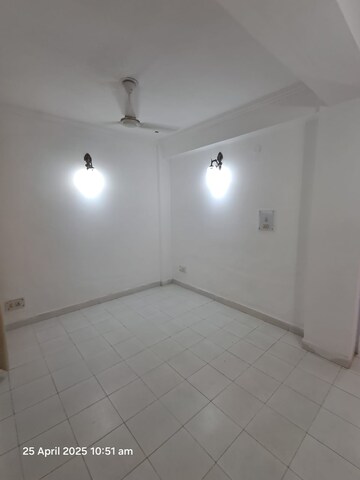 Room in 1 BHK Apartment at Vasant Kunj – for Rent