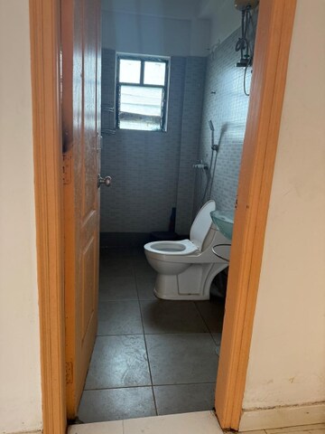 Bathroom in 2 BHK Apartment at Alto Porvorim – for Rent