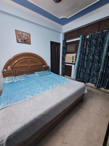Bedroom in 2 BHK Apartment at Sector 11 Dwarka – for Rent
