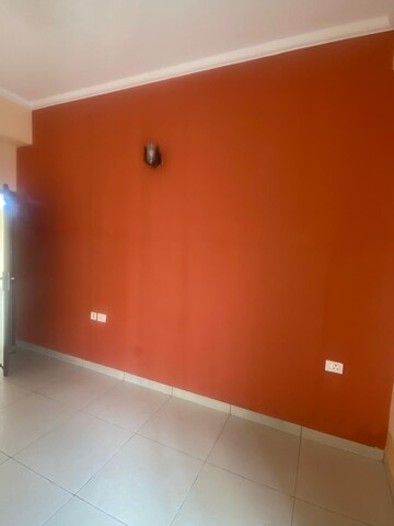 Room in 3 BHK Independent House at Sunshine Helios, Sector 78 – for Rent