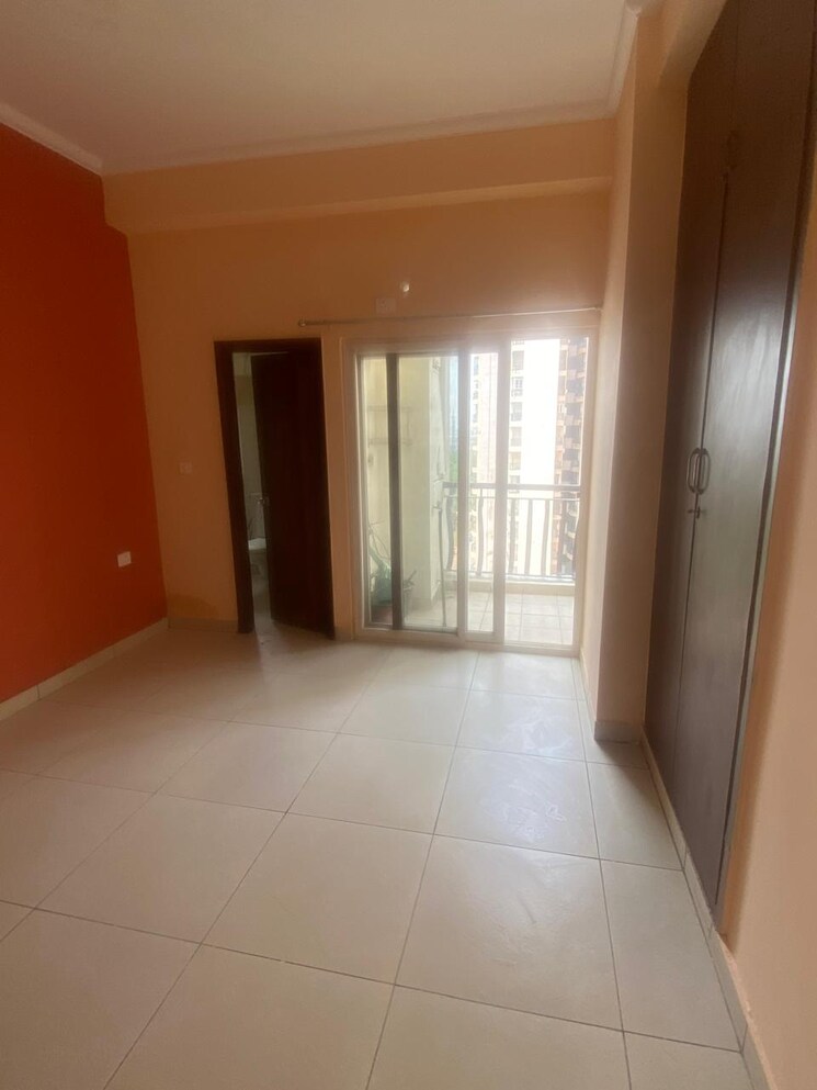 Room, sunshine-helios 3 Bedroom 1685 Sq.Ft. Independent House In Sector 78 Noida 9083502