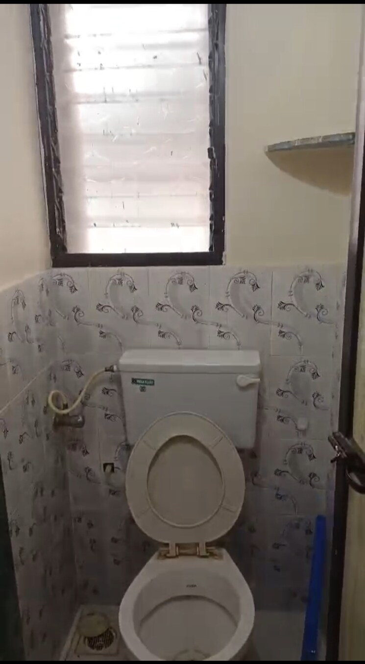 Bathroom, mayur-plaza-marol 1 Bedroom 650 Sq.Ft. Apartment In Marol Mumbai 9083523