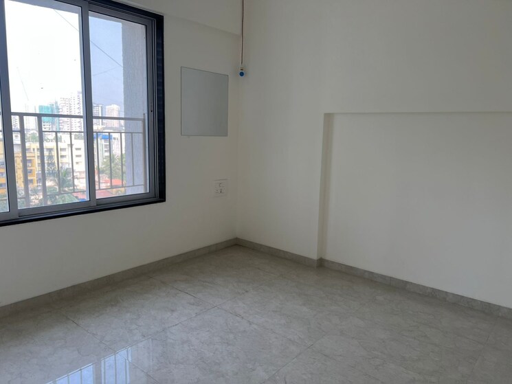 Room, omkara-unchai 1.5 Bedroom 600 Sq.Ft. Apartment In Borivali West Mumbai 9083541