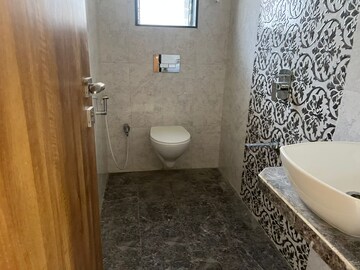 Bathroom in 1.5 BHK Apartment at Omkara Unchai, Borivali West – for Sale