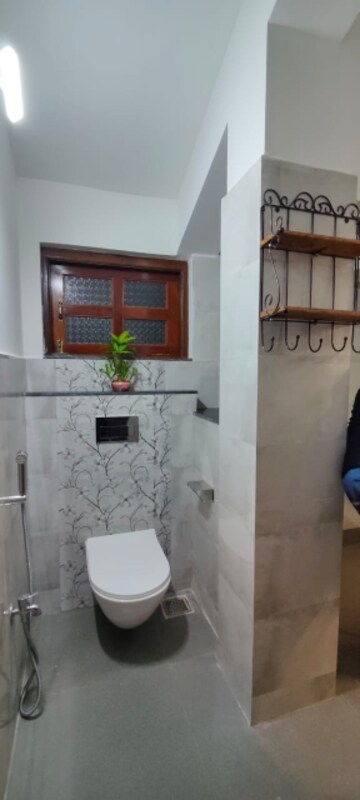 Attached Bathroom in 1 BHK Builder Floor at Siolim – for Rent