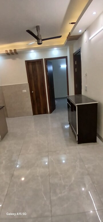 Room in 3 BHK Apartment at SKA Divya Towers, Sector 16 Greater Noida – for Sale