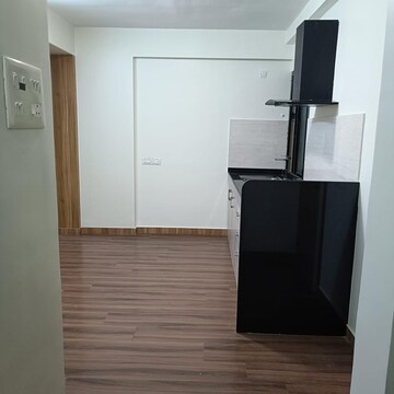 Room in 1 BHK Apartment at Bhaskar CHS, Mandai – for Rent