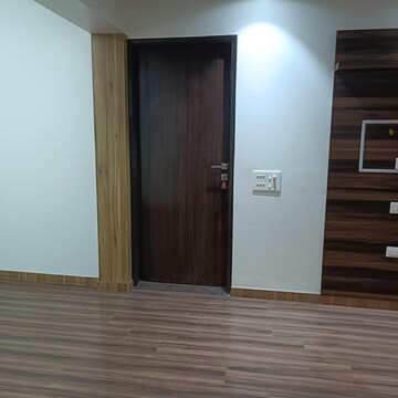 Room in 1 BHK Apartment at Bhaskar CHS, Mandai – for Rent