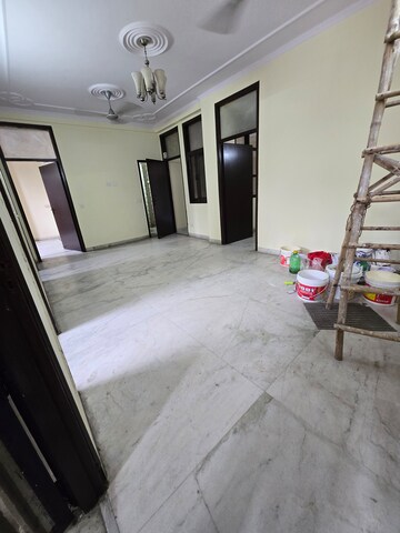 Living Room in 3 BHK Builder Floor at Dayanand Colony – for Rent