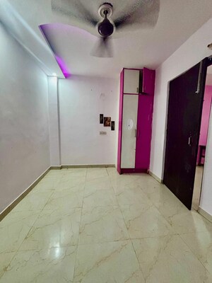 Room in 2 BHK Independent House at Mansa Ram Park – for Sale