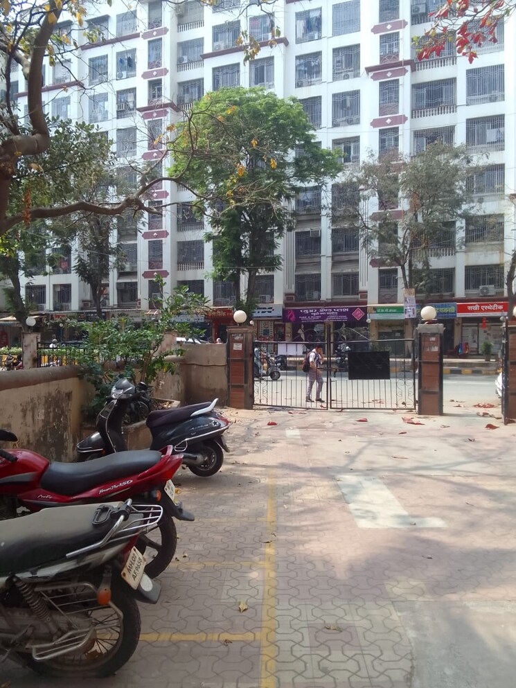  Parking, raj-satyam-chs 1 Bedroom 560 Sq.Ft. Apartment In Dahisar East Mumbai 9083611