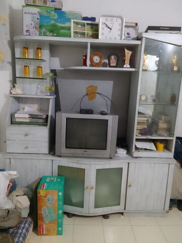 Furnished Amenities in 1 BHK Apartment at Raj Satyam CHS, Dahisar East – for Rent