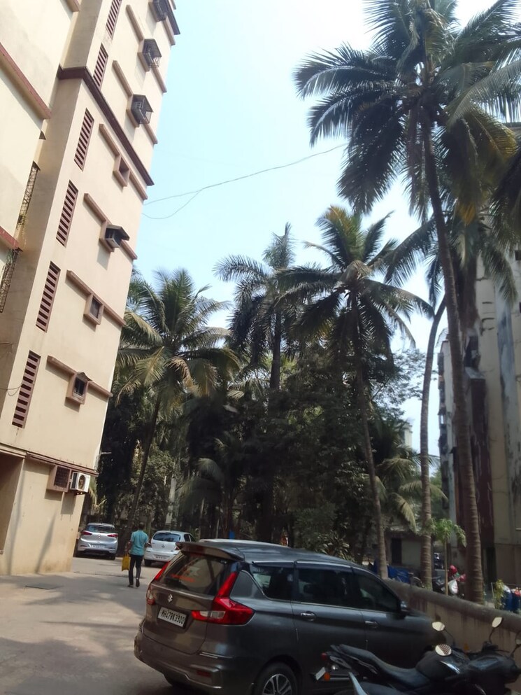Exterior View, raj-satyam-chs 1 Bedroom 560 Sq.Ft. Apartment In Dahisar East Mumbai 9083611