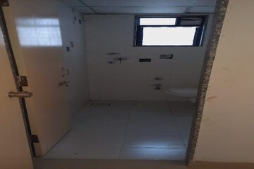 Room in 2 BHK Builder Floor at Jahangirabad – for Sale