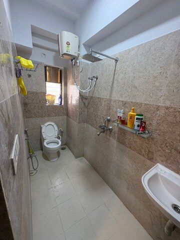 Bathroom in 3 BHK Apartment at Metro Heights, Rasapunja – for Sale