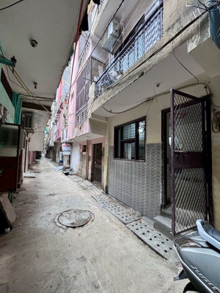 Exterior View, mansa ram park 1 RK 25 Sq.Yd. Builder Floor In Mansa Ram Park Delhi 9083694