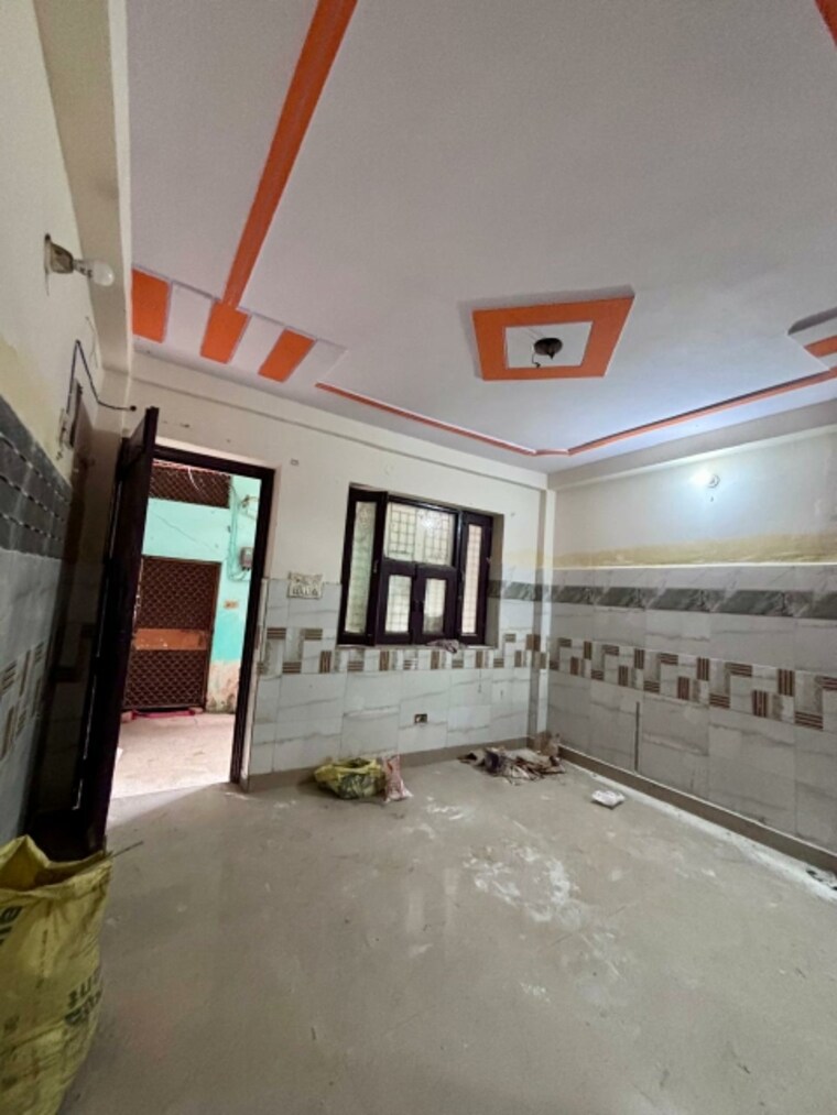 Room, mansa ram park 1 RK 25 Sq.Yd. Builder Floor In Mansa Ram Park Delhi 9083694