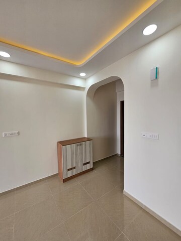 Room in 3 BHK Apartment at Goyal Orchid Piccadilly, Thanisandra Main Road – for Rent