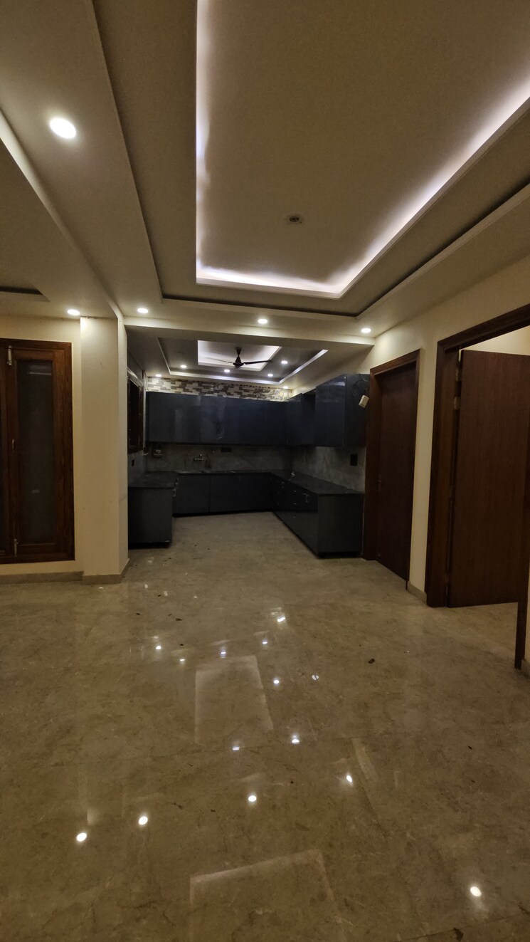 Kitchen, rwa-apartments-sector-45 3 Bedroom 250 Sq.Mt. Independent House In Sector 45 Noida 9083821