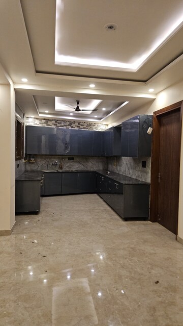 Kitchen in 3 BHK Independent House at RWA Apartments Sector 45, Sector 45 – for Rent
