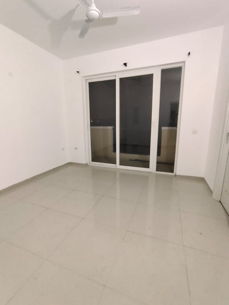 Room, emaar-mgf-emerald-hills 3 Bedroom 1380 Sq.Ft. Builder Floor In Sector 65 Gurgaon 9083825