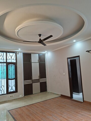 Bathroom in 4 BHK Independent House at RWA Apartments Sector 50, Sector 50 – for Rent