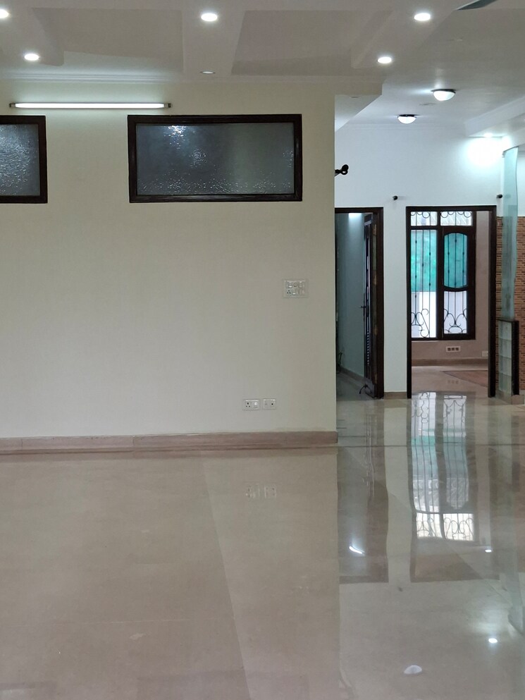 Kitchen, rwa-apartments-sector-50 4 Bedroom 350 Sq.Mt. Independent House In Sector 50 Noida 9083842