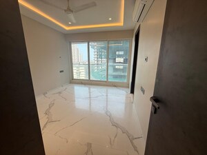 Room in 3 BHK Apartment at Joy Legend, Khar West – for Sale