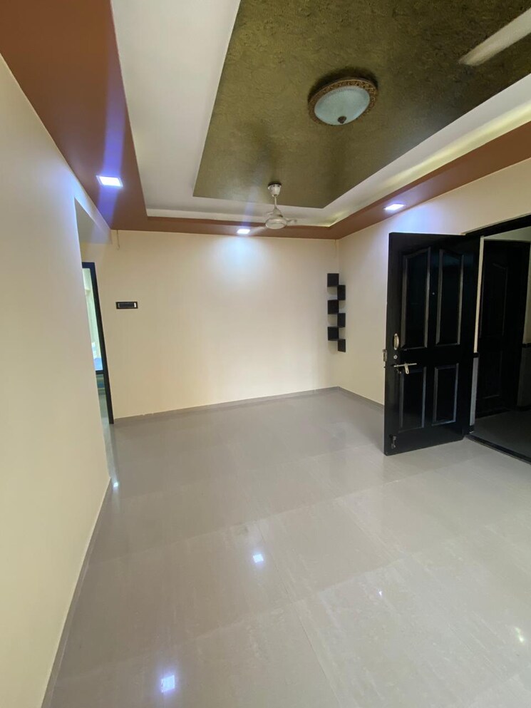 Room, raunak-heights 1 Bedroom 666 Sq.Ft. Apartment In Ghodbunder Road Thane 9083855