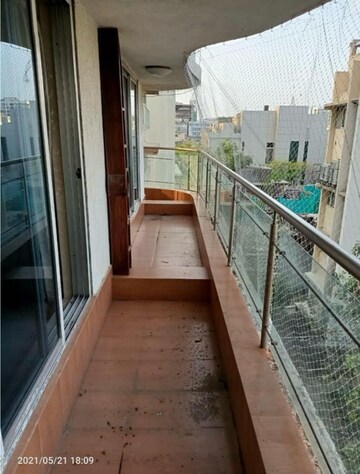 Balcony in 4 BHK Apartment at L Nagpal Bhagwanti Heights, Khar West – for Sale