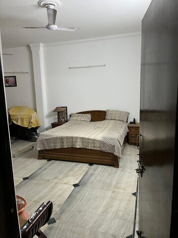Kitchen in 3 BHK Builder Floor at Ansal Sushant Lok I, Sector 43 – for Rent