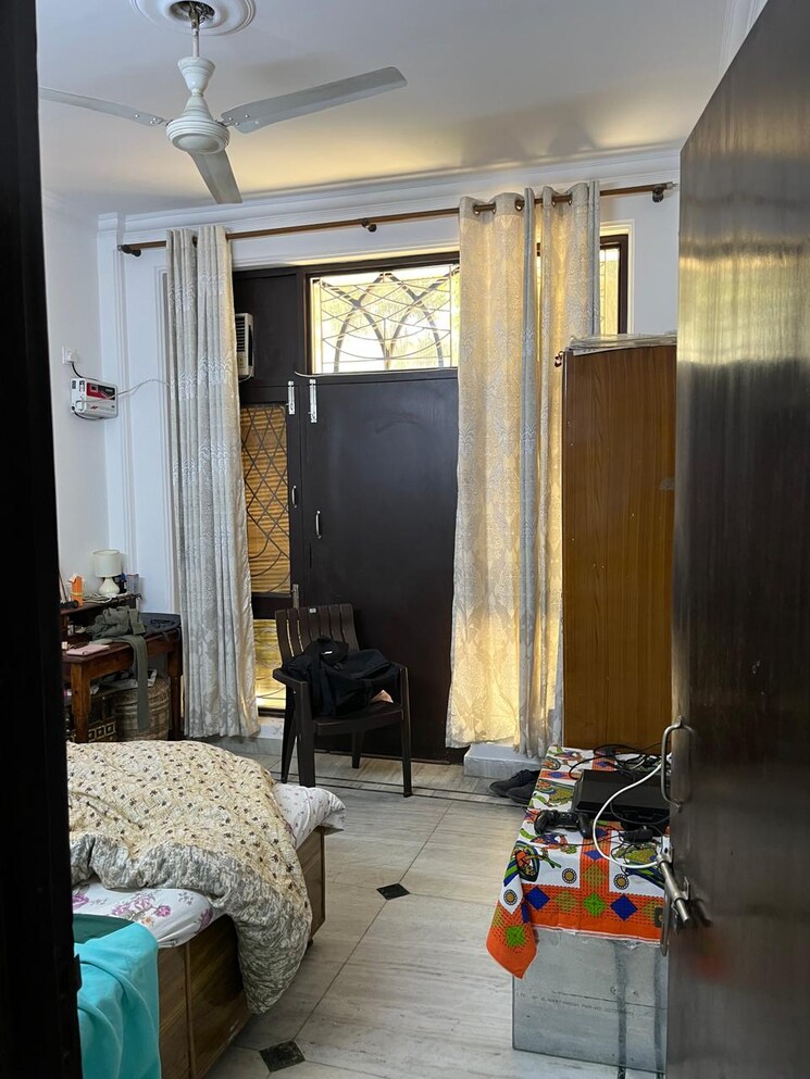 Gym, ansal-sushant-lok-i 3 Bedroom 300 Sq.Yd. Builder Floor In Sector 43 Gurgaon 9083915