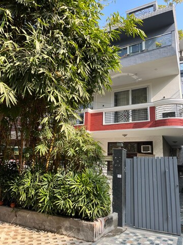 3 BHK Builder Floor For Rent in Ansal Sushant Lok I, Sector 43
