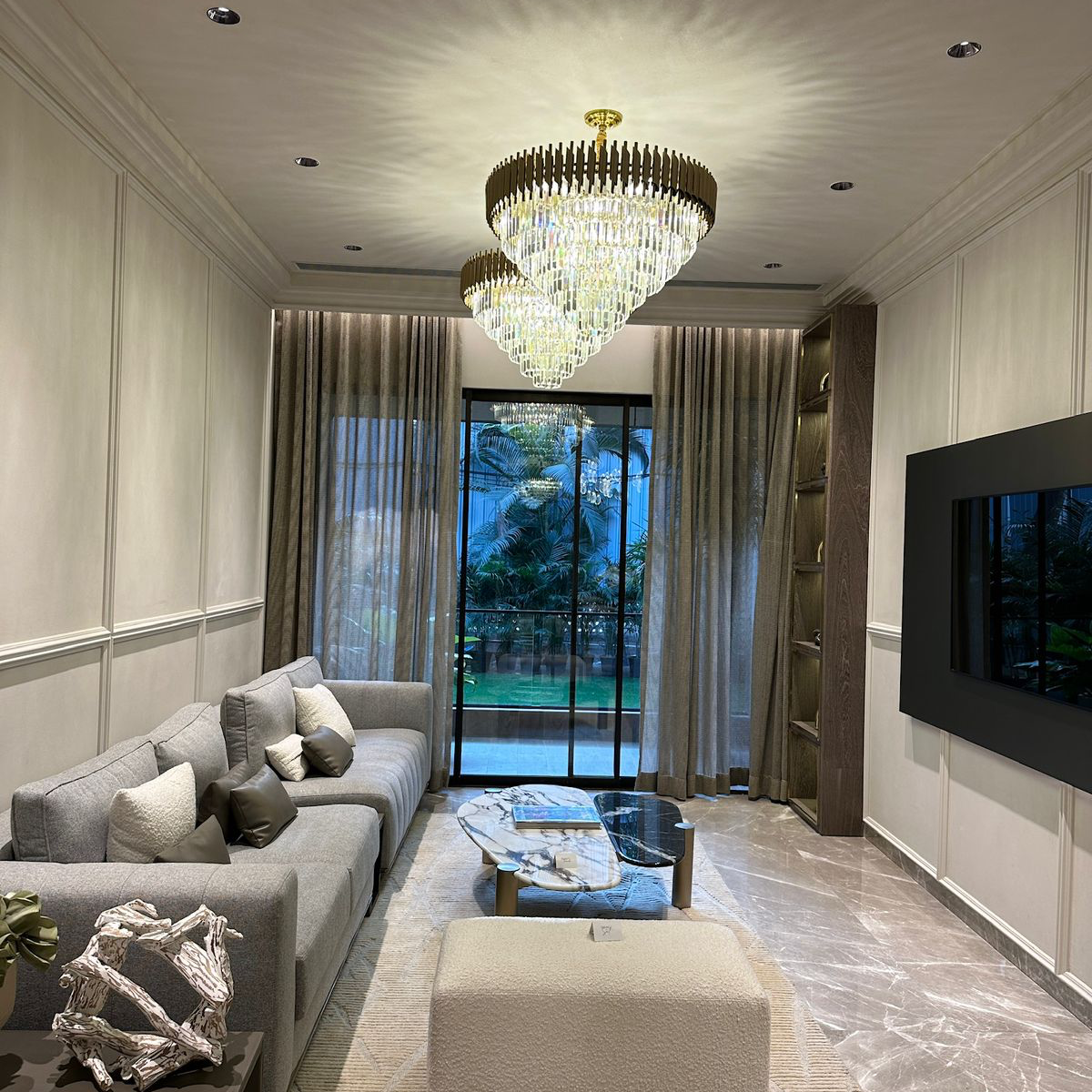 4 BHK + Pooja Room,Servant Room Apartment For Sale in Sheth 72 West