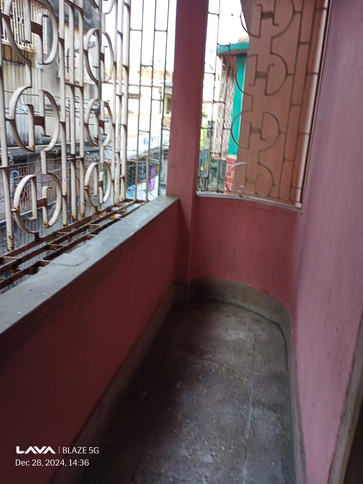 Balcony, dum dum 2 Bedroom 900 Sq.Ft. Apartment In Dum Dum Kolkata 9084078