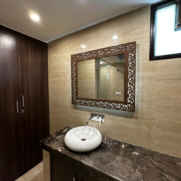 Furnished Amenities in 4 BHK Independent House at Dlf Phase I – for Rent