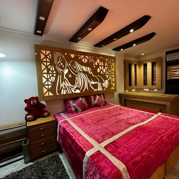 Bedroom in 4 BHK Independent House at Dlf Phase I – for Rent